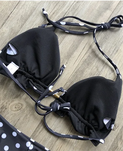 Biquíni preto de bolinhas brancas - imagem 3
