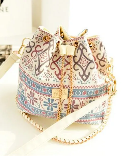 Bolsa saco feminina estampa étnica