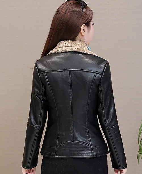 Jaqueta de couro feminina forrada por dentro - imagem 5