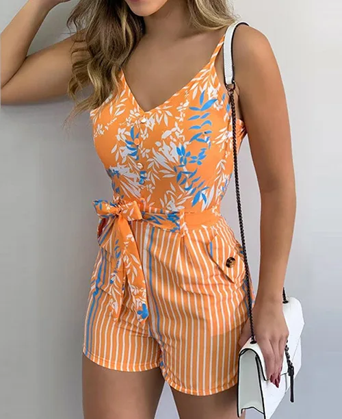 Macaquinho feminino curto estampado