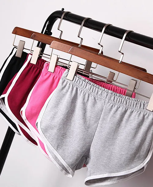 Shorts curto de moletom - imagem 5