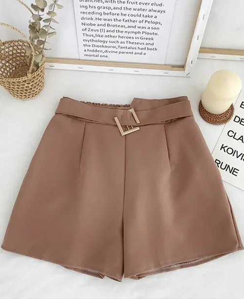 Shorts feminino social alfaiataria com cinto - imagem 10