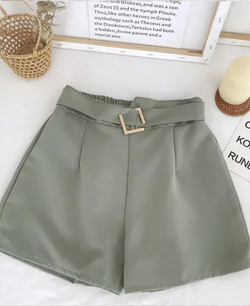 Shorts feminino social alfaiataria com cinto - imagem 6