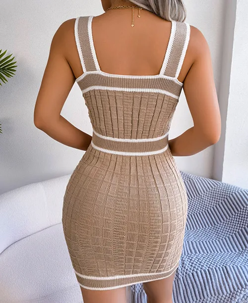 Vestido curto de tricot duas cores - imagem 9