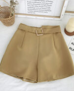 Shorts feminino social alfaiataria com cinto