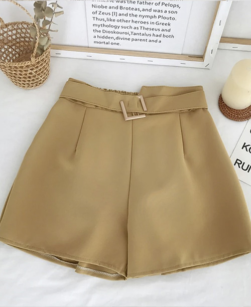 Shorts feminino social alfaiataria com cinto