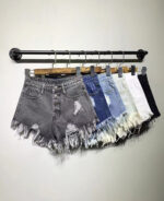 Shorts jeans feminino desfiado